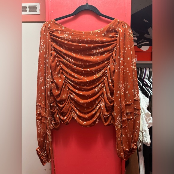 Backless top - Picture 2 of 5